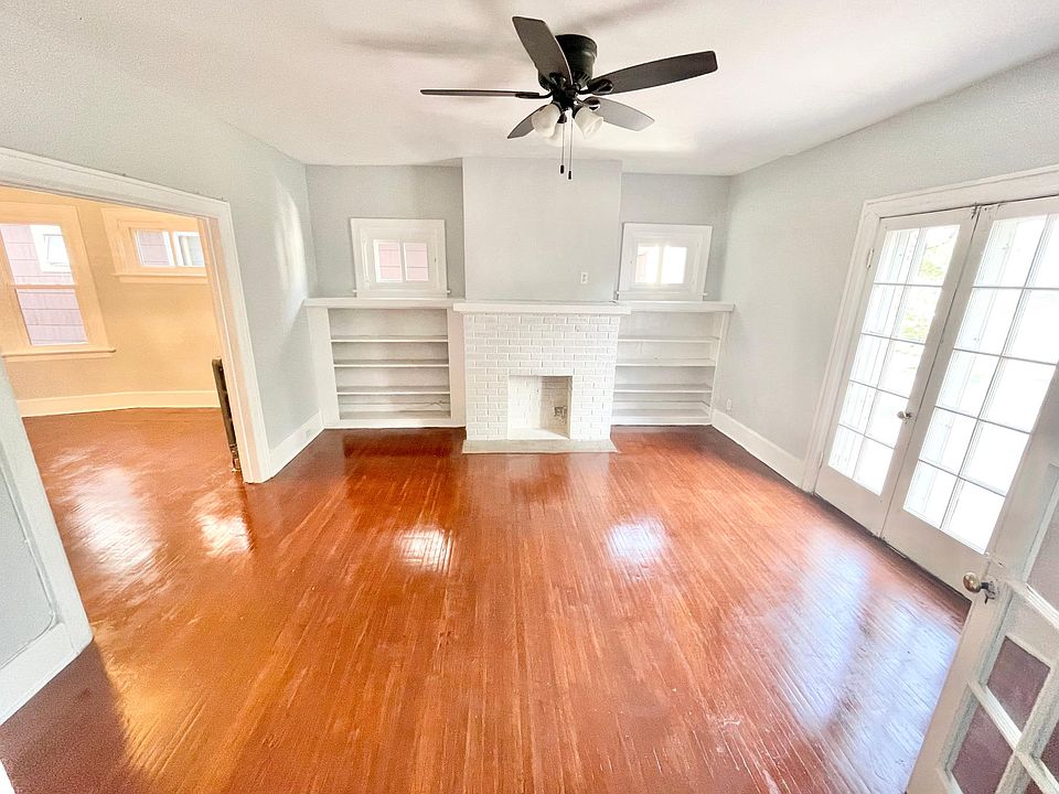 1st image of 302 Lafayette Ave