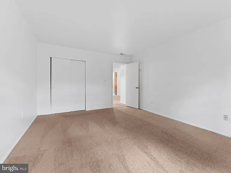 1809 Silver Ct — Photo 16