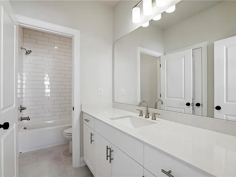 410 Townly Ct — Photo 21