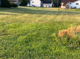 211 Roy Ave, Rochelle, IL 61068