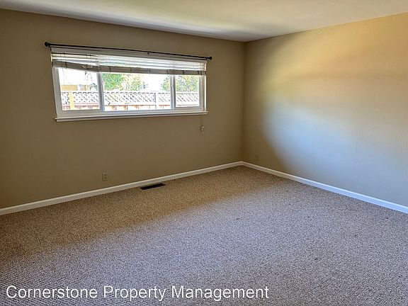 5th image of 183 Wedgewood Ave