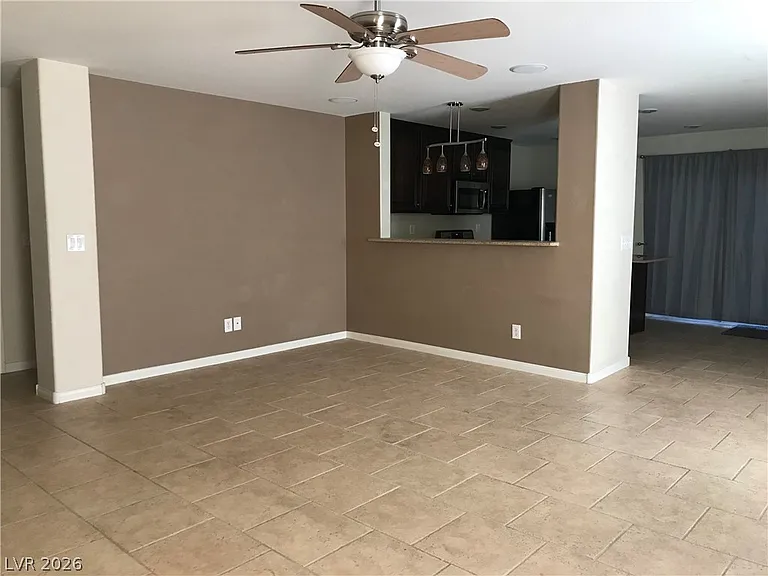 1159 Grove Park St — Photo 4