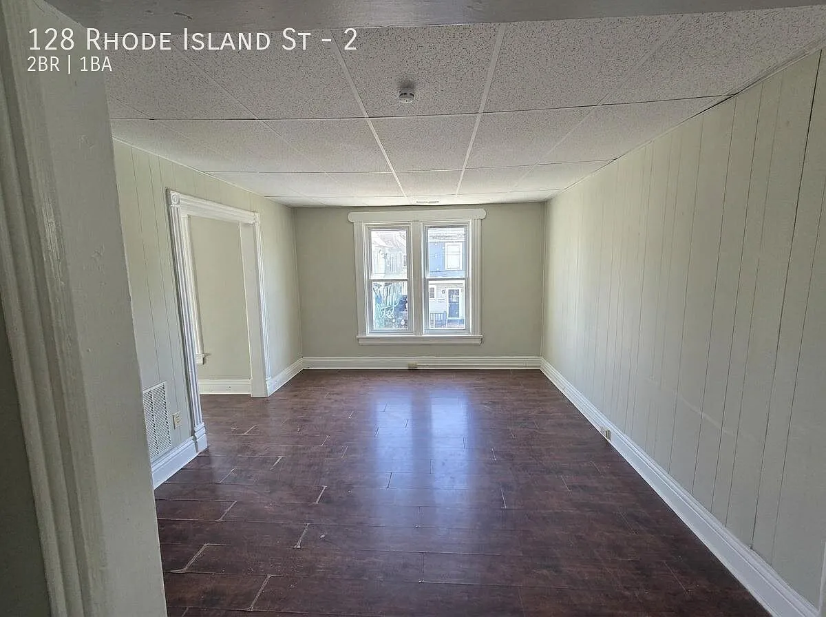 2 bed, 1100 sqft, $1,075 — Photo 2