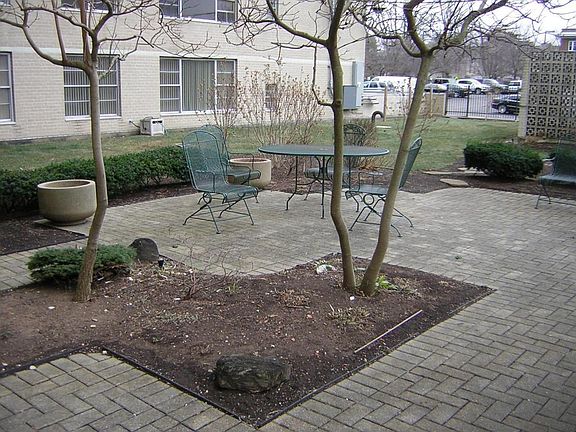 4th image of 1620 E Broad St APT 1604