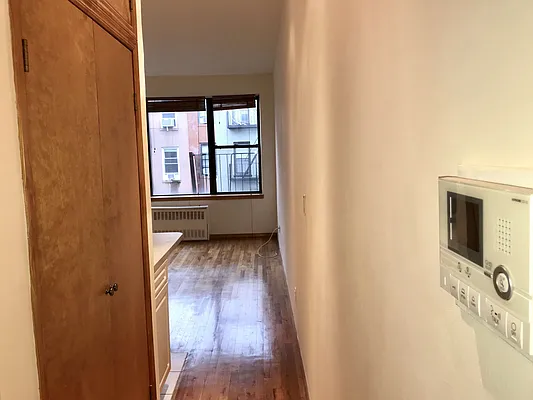 Rented by The Ave Agency, LLC | media 11