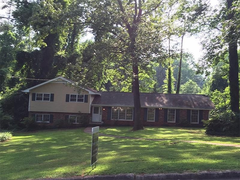 1st image of 737 Valley Creek Dr