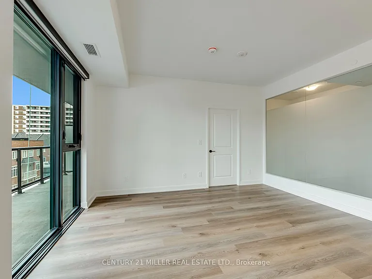 2075 Lakeshore Rd #319 — Photo 15