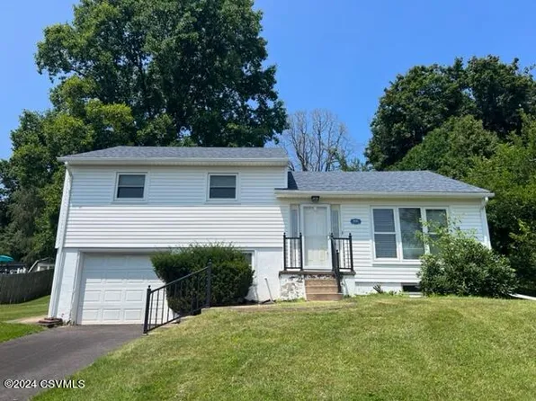 803 Country Club Dr, Bloomsburg, PA 17815