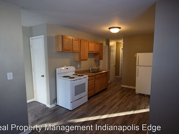 4th image of 3238 Winthrop Ave