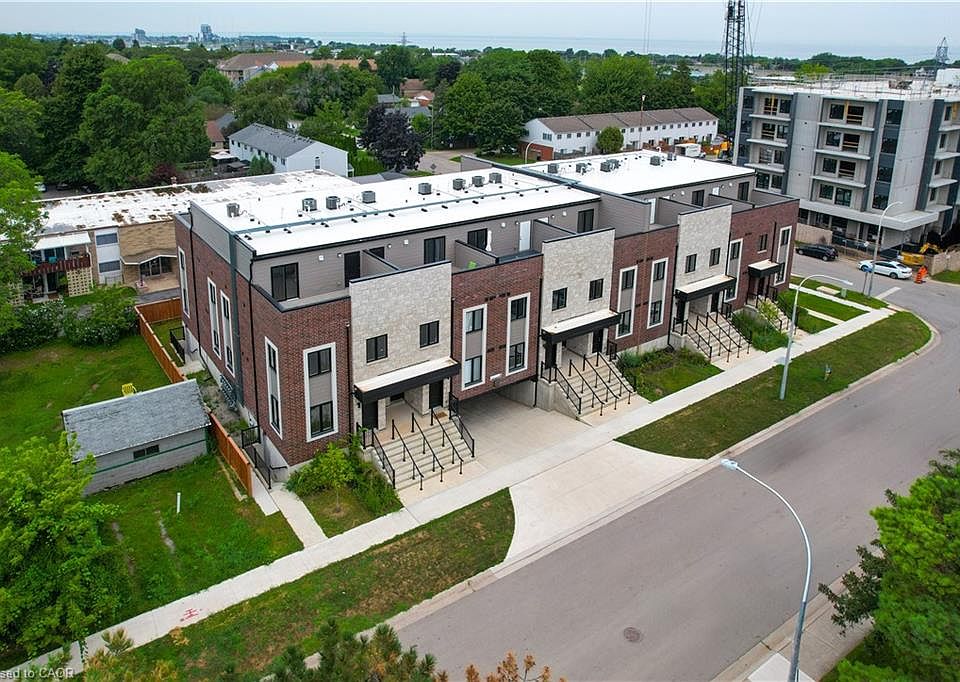 1st image of 2 Slessor Blvd #10