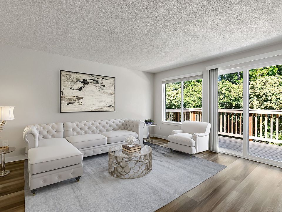 1st image of 1750 Jackson Ave SE #29
