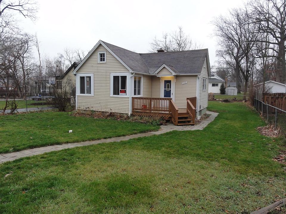 Fenced Yard