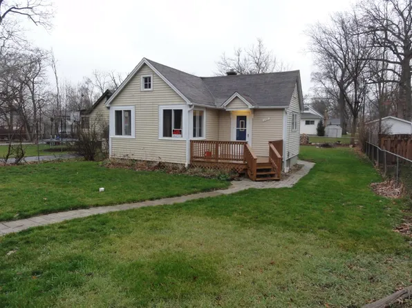 5109 East Ln, McCullom Lake, IL 60050
