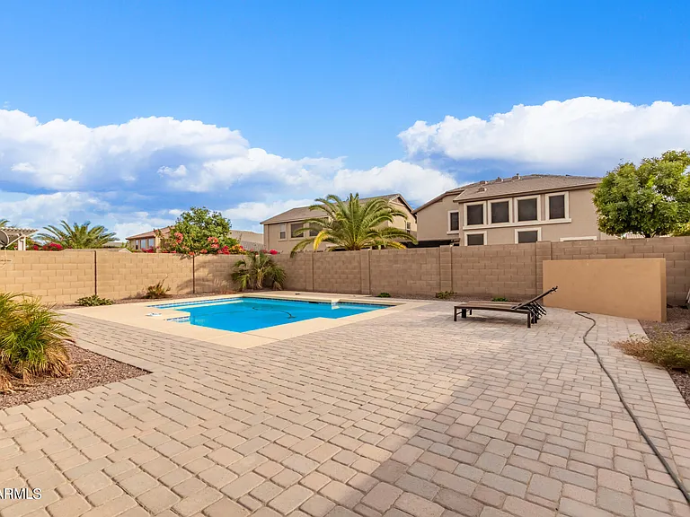 40747 W Robbins Dr — Photo 39