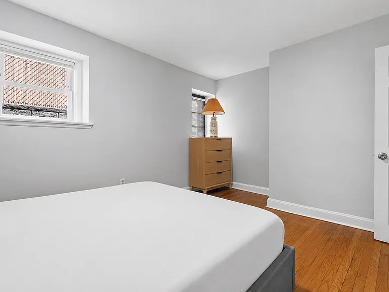 1014 Ponsi St #1B — Photo 2