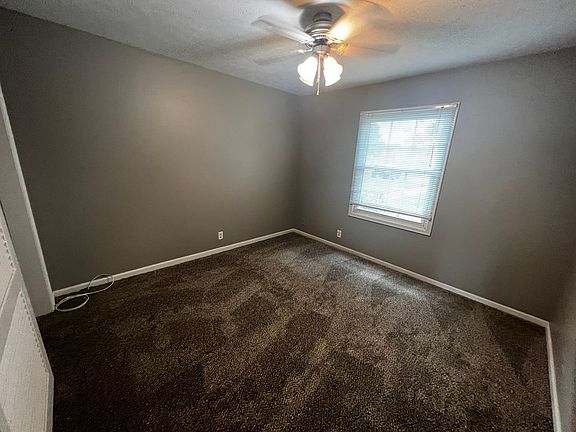 4th image of 38 Dillman Dr APT F1