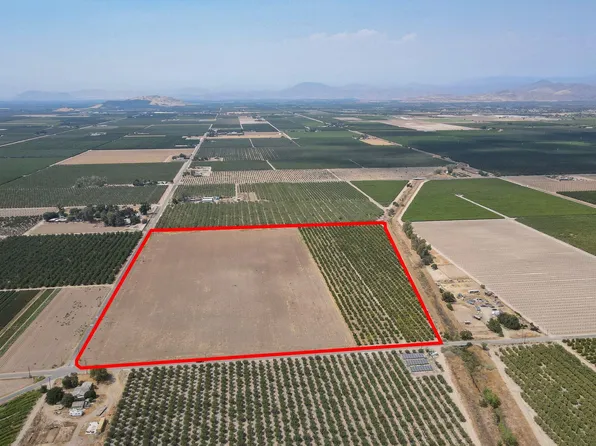 Avenue 388, Dinuba, CA 93618