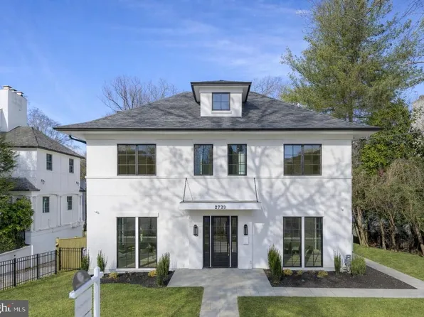 2733 Chesapeake St NW, Washington, DC 20008