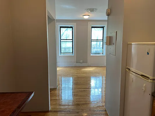 Rented by Premier One Realty LLC | media 5