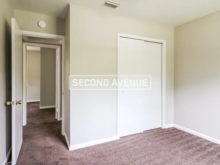 1544 Breton Rd — Photo 11