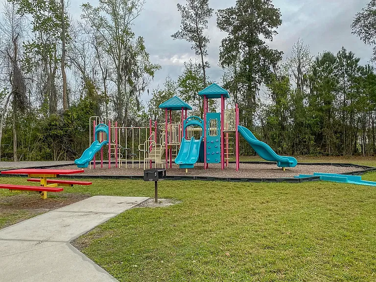 8210 Green Parrot Rd — Photo 9