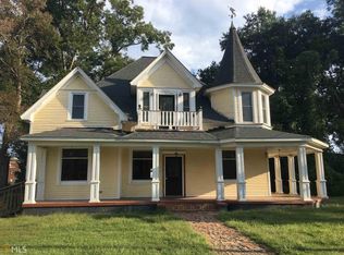 64 Mill St, Royston, GA 30662