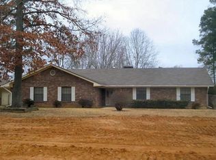 12177 Crossett Rd, Bastrop, LA 71220