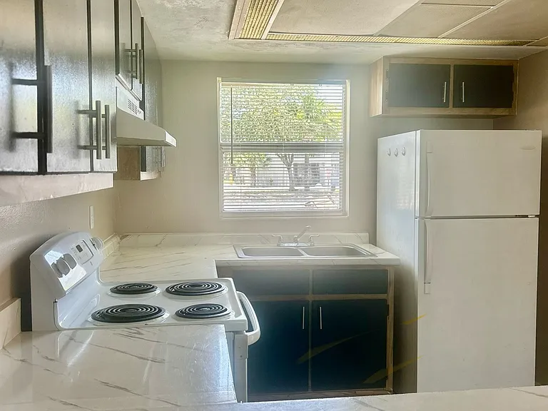 3605 Skyline Blvd — Photo 13