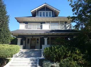 952 22nd Ave E, Seattle, WA 98112