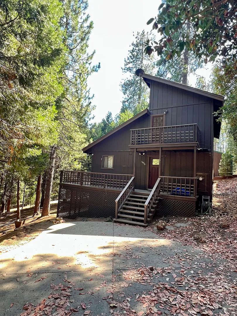 Pioneer Home — Photo 2