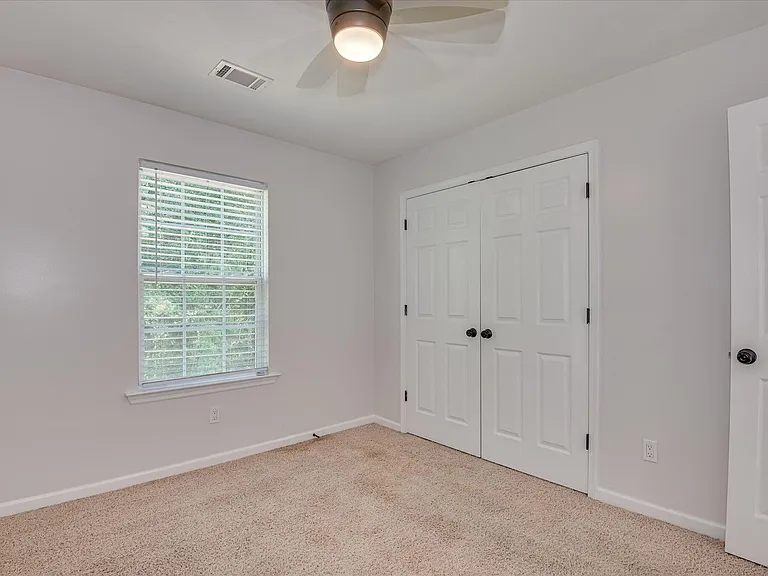 2928 Aylesbury Dr — Photo 27
