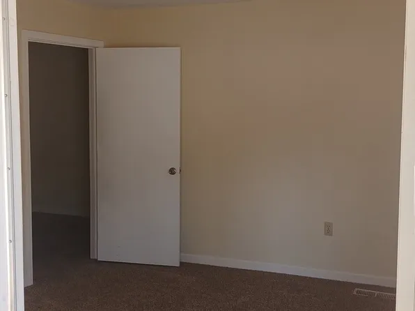 13284 Sierra Hwy #8, Santa Clarita, CA 91390