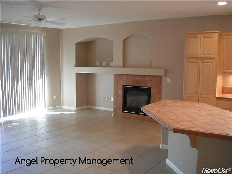 10101 E Taron Dr — Photo 9