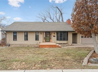 3824 Wenig Rd NE, Cedar Rapids, IA 52402