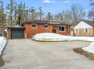 3922 Horseshoe Valley Rd W, Springwater, ON L0L2K0