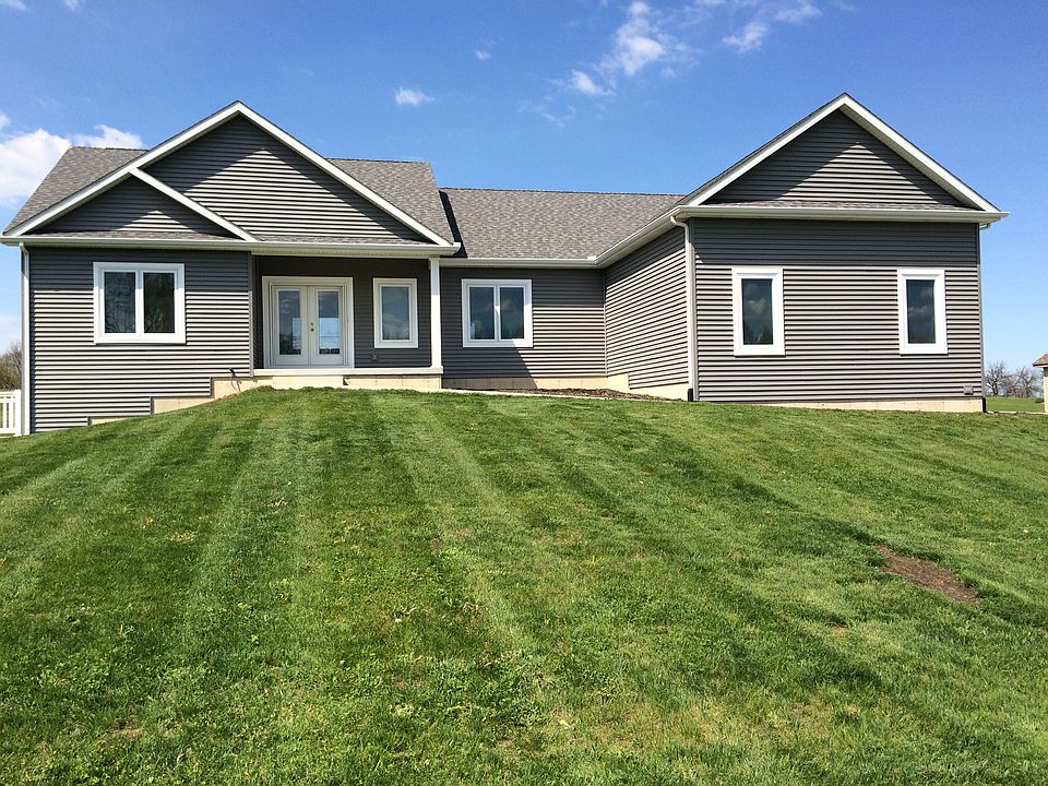 1st image of 474 Bellflower Dr