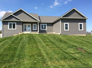 474 Bellflower Dr, Valparaiso, IN 46383