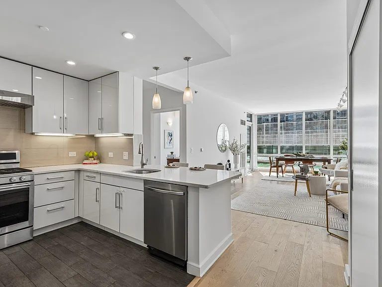 1 Shore Ln #911R — Photo 9