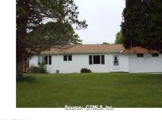 311 Cossaduck Hill Rd, North Stonington, CT 06359