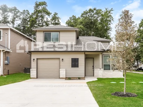 1002 Shawnee Dr, Montgomery, TX 77316