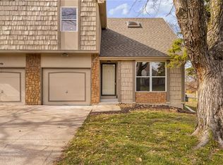 9526 W 78th St, Overland Park, KS 66204