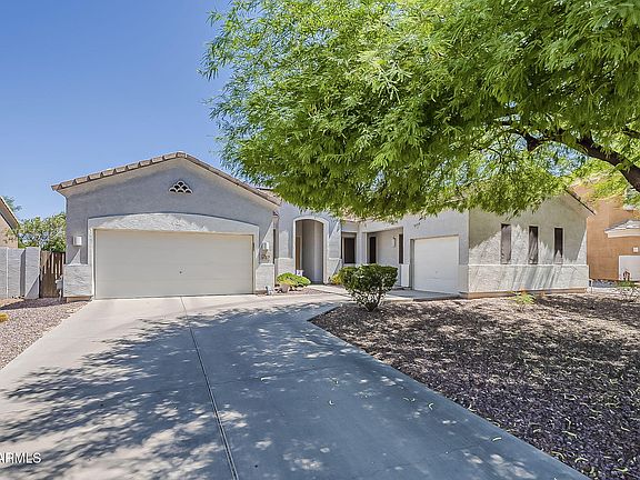 2nd image of 2976 E CLIFTON Avenue
