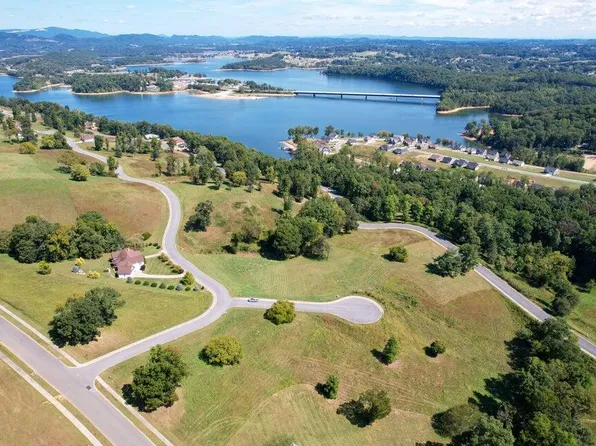 2513 Channel Cv, Morristown, TN 37814