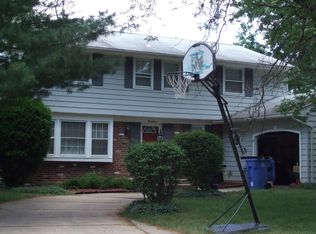 17 Black Latch Ln, Cherry Hill, NJ 08003