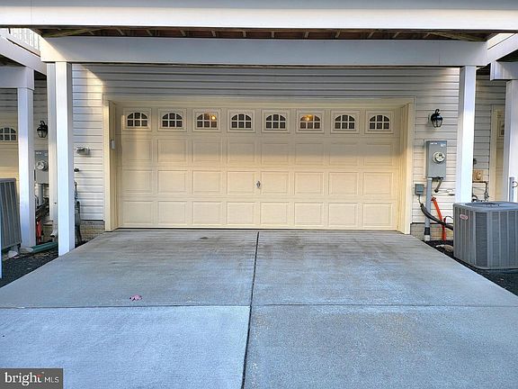5th image of 7439 Saint Margarets Blvd