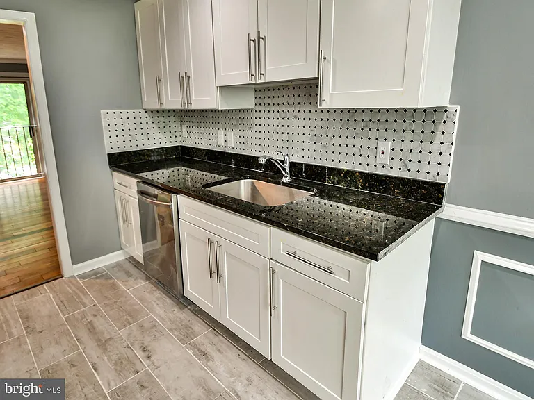 11238 Hannah Way #3 — Photo 9