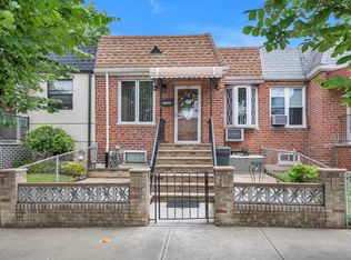 63-03 74th St, Flushing, NY 11379