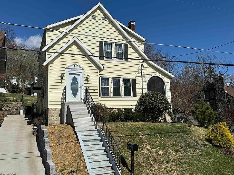 1st image of 1215 College Park