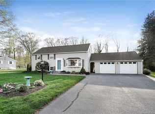 10 Pierson Dr, Wallingford, CT 06492