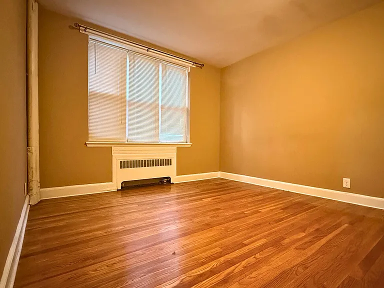 80 Strathmore Rd #1 — Photo 14